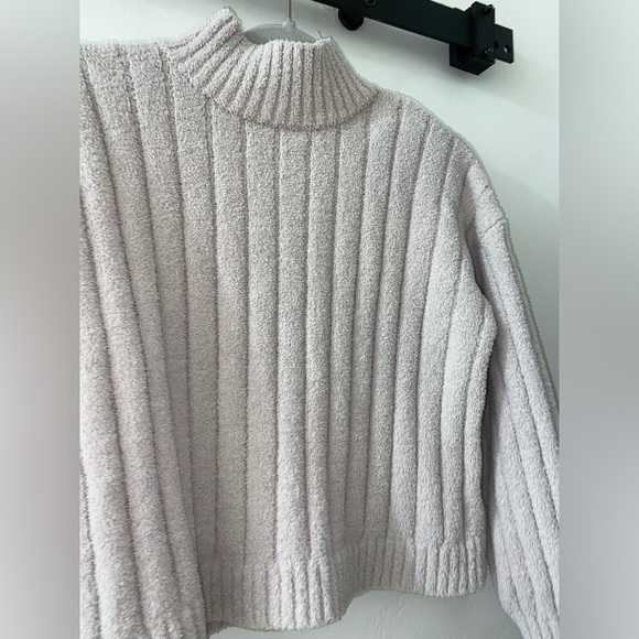 🔥🔥Pink Rose Preppy Creamy Brown Cropped 90’s Soft Turtle Neck Sweater - Picture 3 of 6